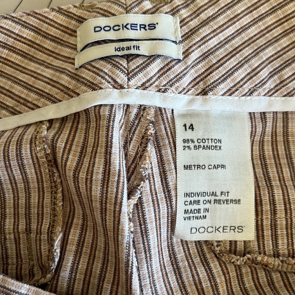Dockers Metro Capri Ideal Fit pants - Picture 5 of 5